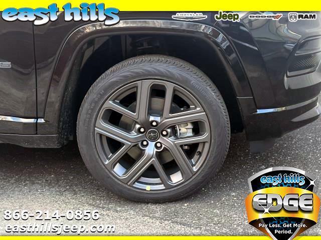 Thumbnail image of 2025 Jeep Compass at East Hills Chrysler Jeep Dodge