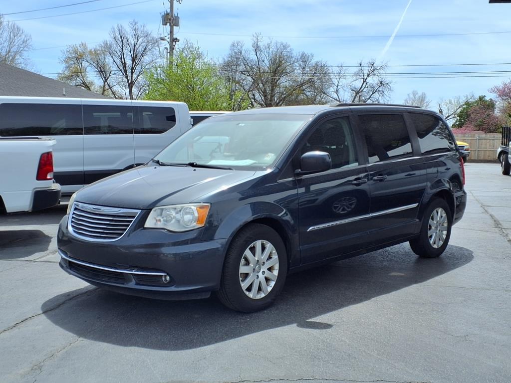 Thumbnail image of 2013 Chrysler Town and Country at Howertons Auto Sales