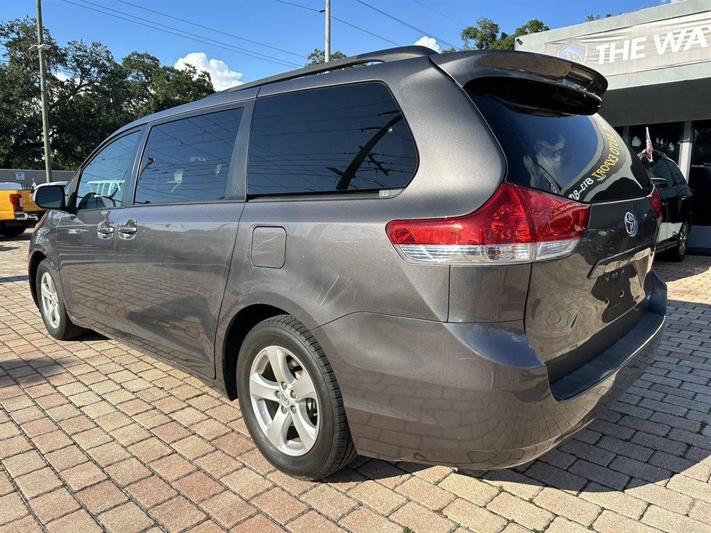 Thumbnail image of 2014 Toyota Sienna at The Way Auto Export