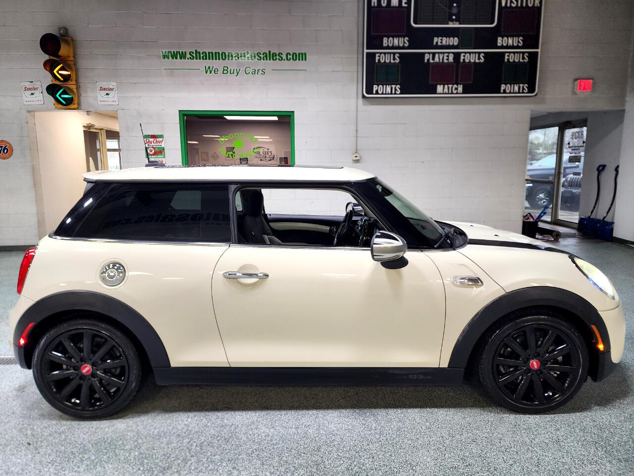 Thumbnail image of 2014 MINI Hardtop at Shannon Auto Sales