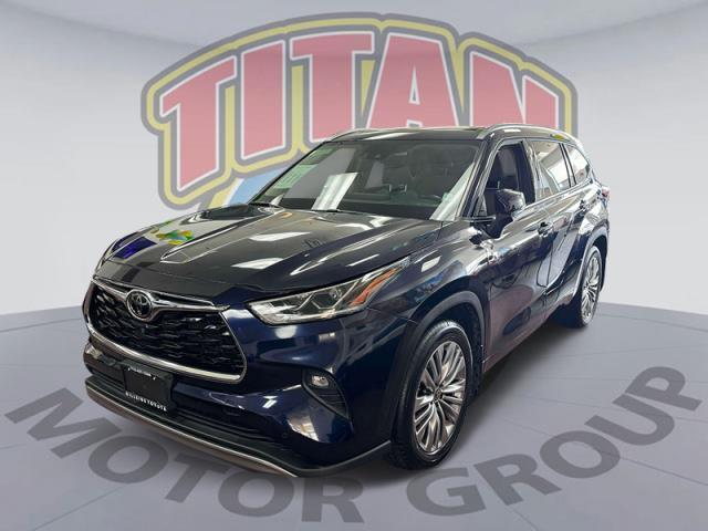 Thumbnail image of 2022 Toyota Highlander at Hillside Toyota