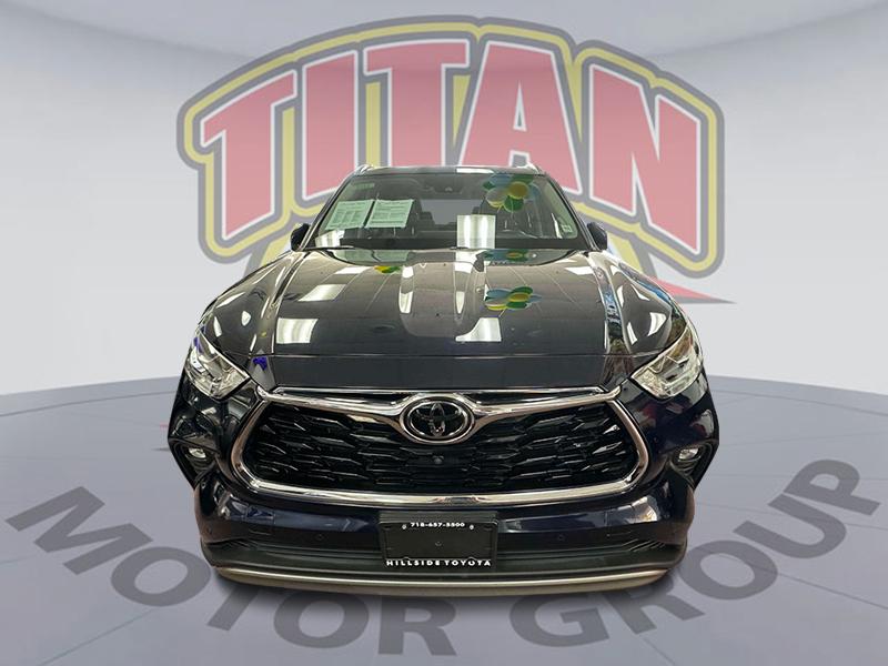 Thumbnail image of 2022 Toyota Highlander at Hillside Toyota