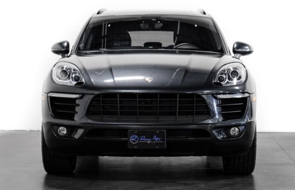 Thumbnail image of 2018 Porsche Macan at Reserve Auto Group