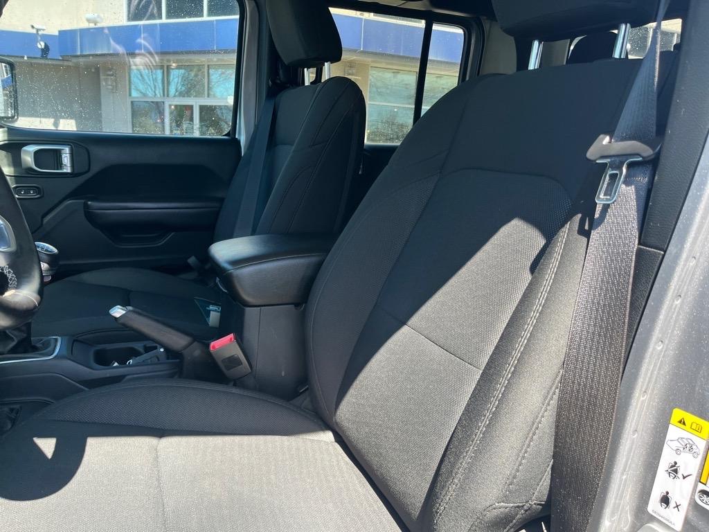 Thumbnail image of 2020 Jeep Gladiator at Bridgewater Acura