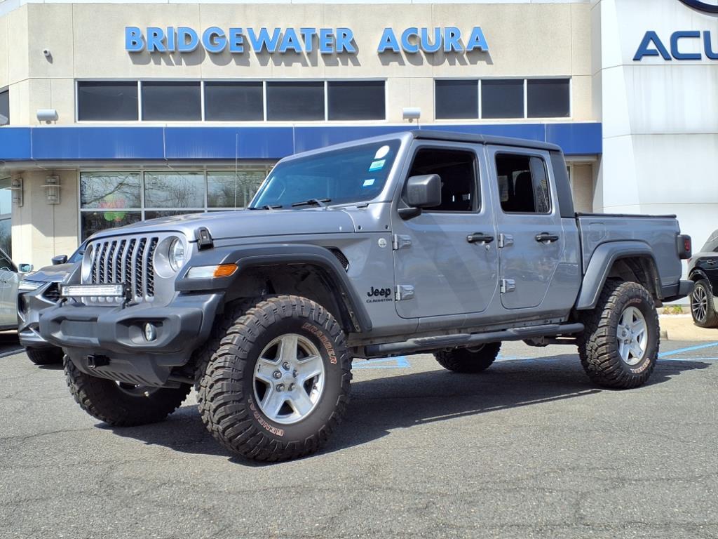 Thumbnail image of 2020 Jeep Gladiator at Bridgewater Acura