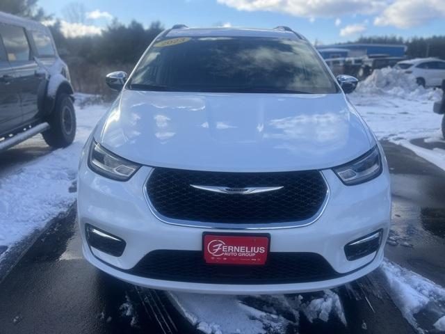 Thumbnail image of 2023 Chrysler Pacifica at Fernelius Ford