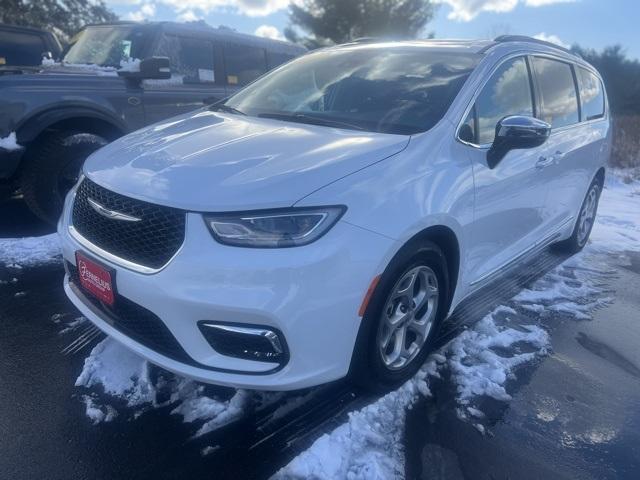 Thumbnail image of 2023 Chrysler Pacifica at Fernelius Ford