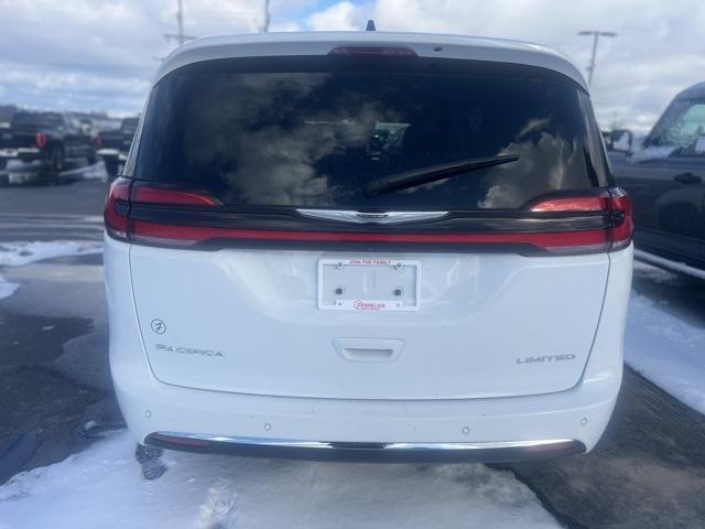 Thumbnail image of 2023 Chrysler Pacifica at Fernelius Ford