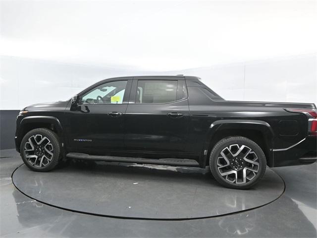 Thumbnail image of 2025 Chevrolet Silverado EV at Commonwealth Chevrolet Inc.