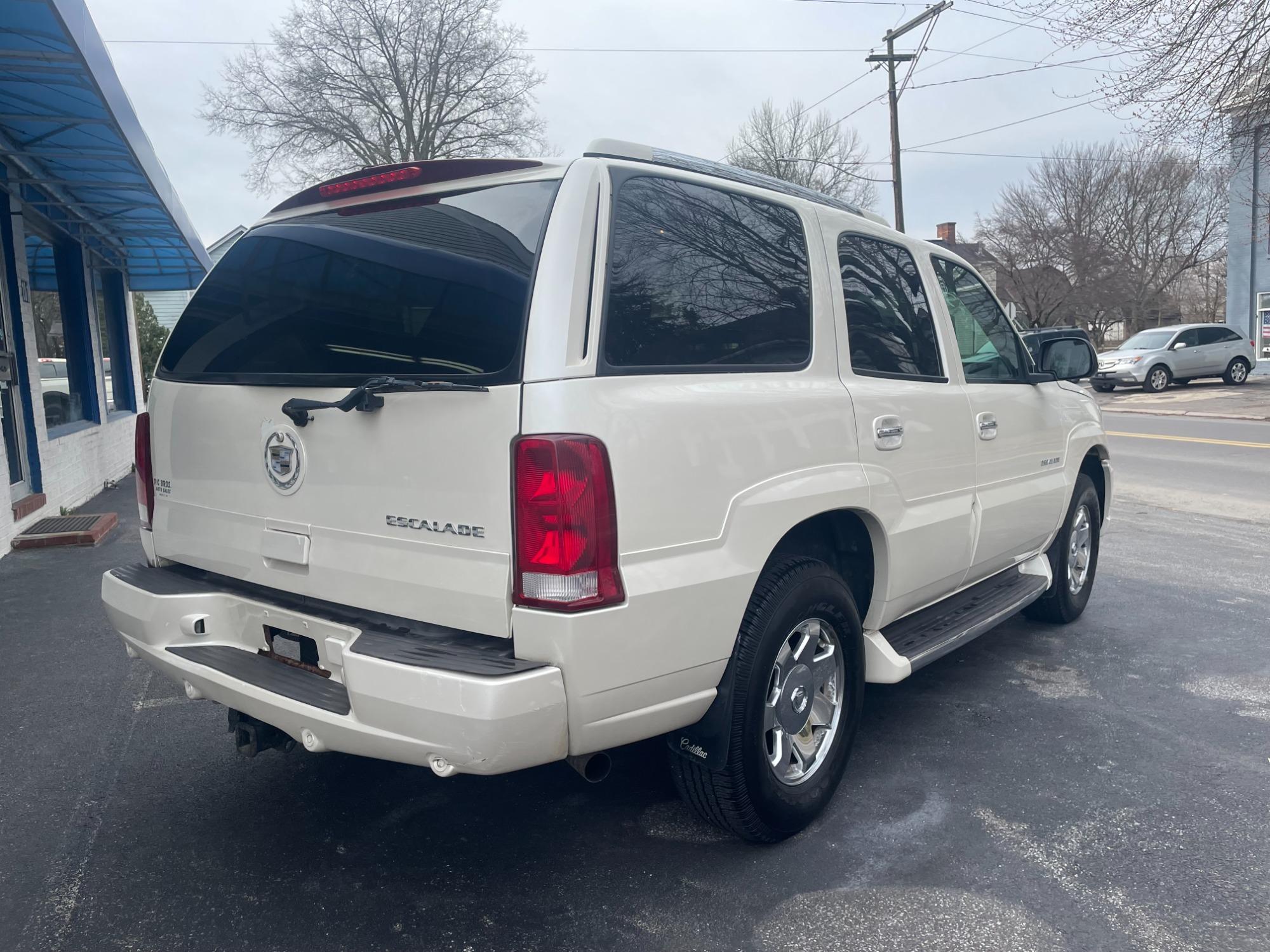 Thumbnail image of 2003 Cadillac Escalade at Pic Bros. Auto Sales