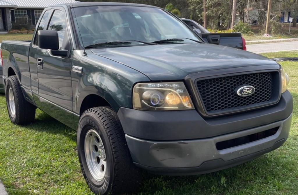 Thumbnail image of 2006 Ford F-150 at Dealer Dan's Auto LLC