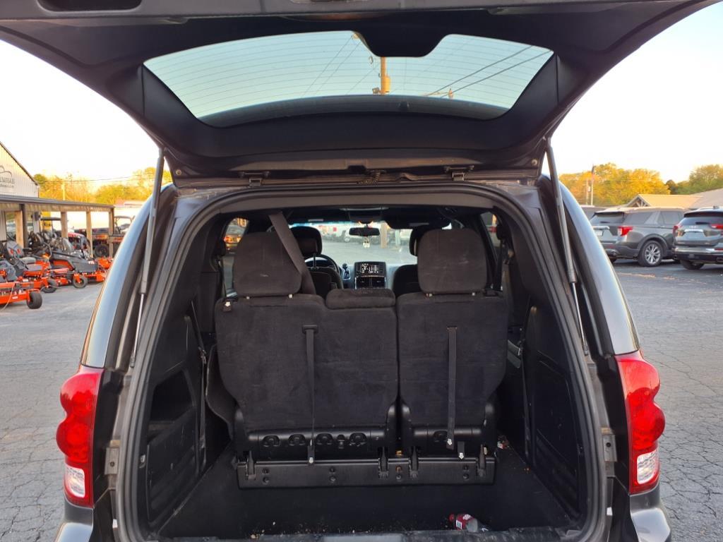 Thumbnail image of 2017 Dodge Grand Caravan at Campbell's Auto Sales