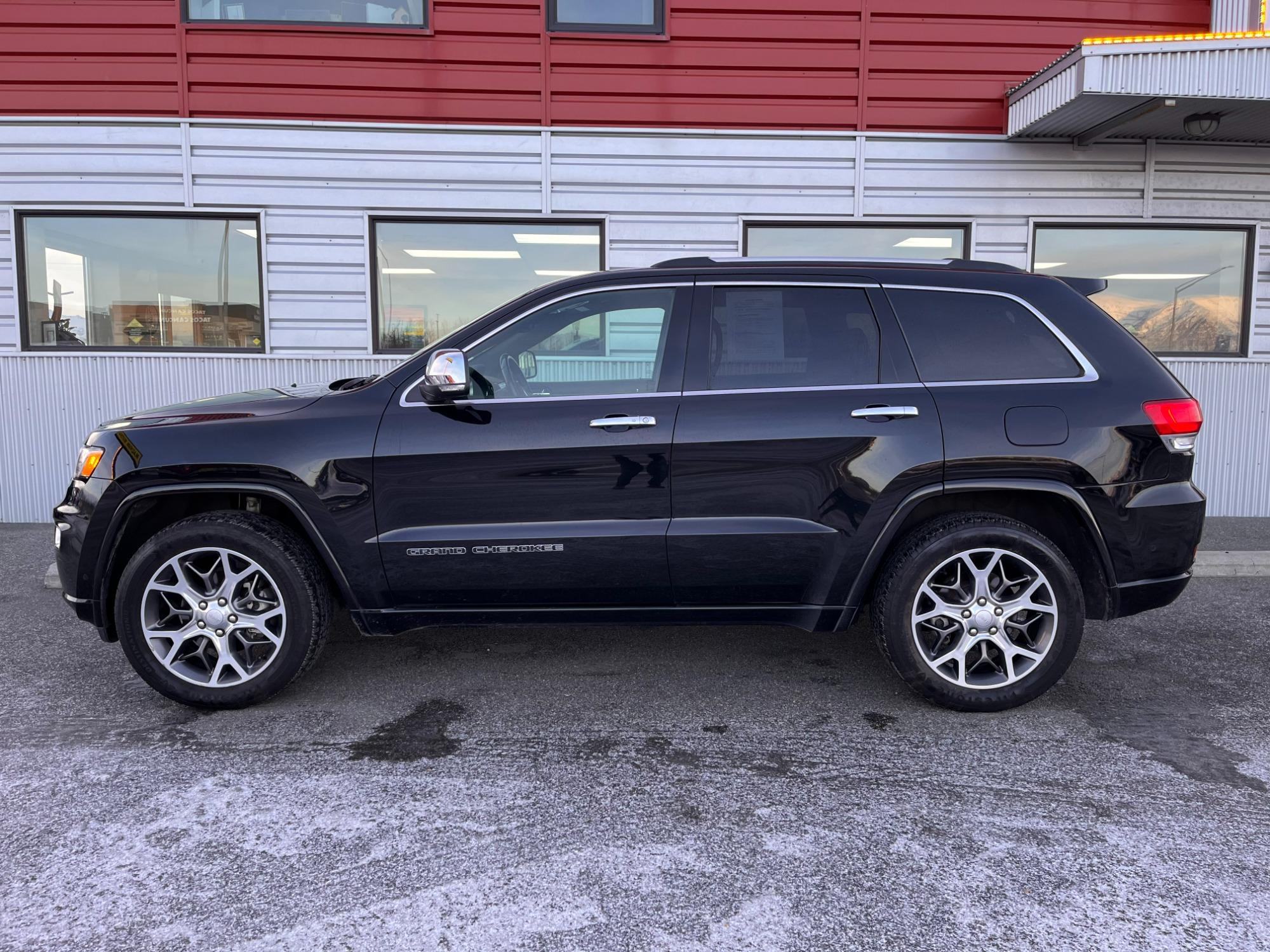 Thumbnail image of 2020 Jeep Grand Cherokee at Magnum Motors
