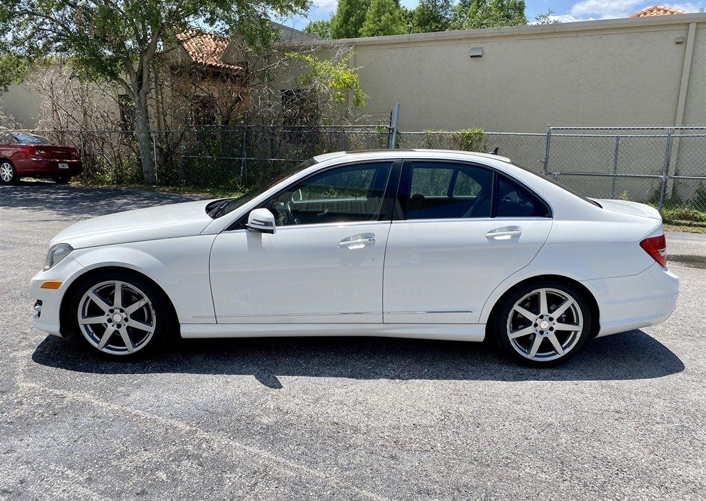 Thumbnail image of 2014 Mercedes-Benz C-Class at THE WAY Auto Export, Inc.