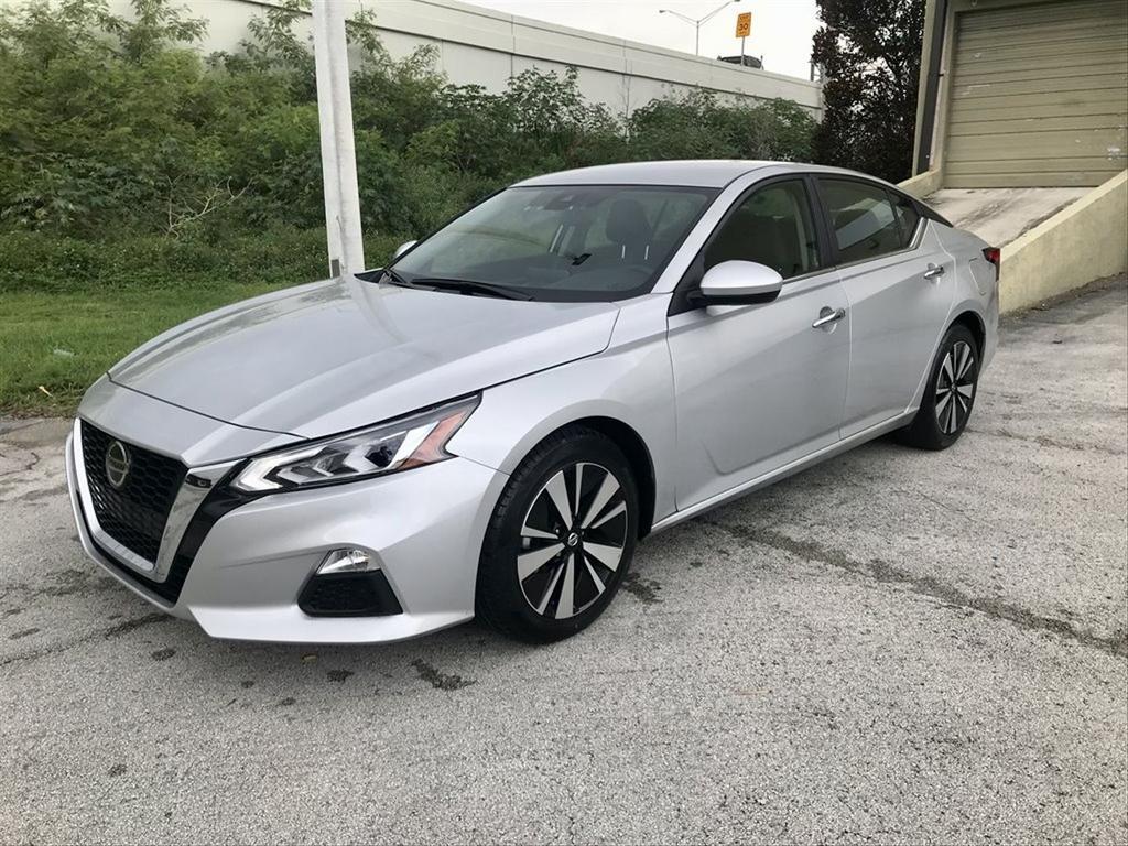 Thumbnail image of 2022 Nissan Altima at Pristine Auto Brokers