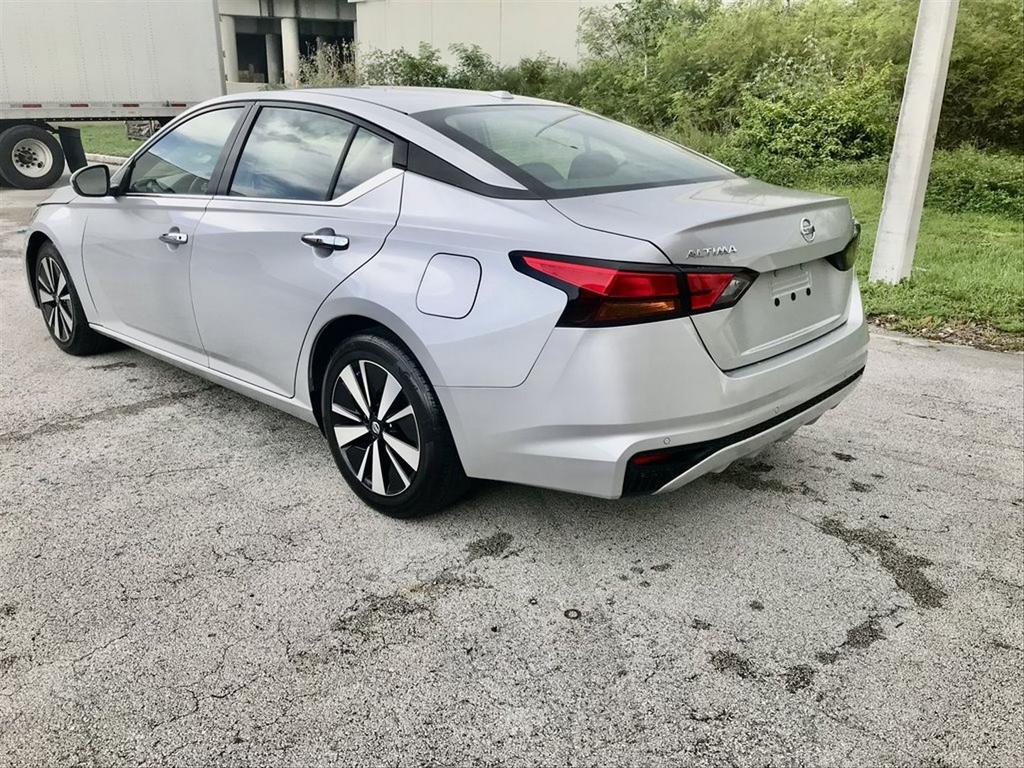 Thumbnail image of 2022 Nissan Altima at Pristine Auto Brokers