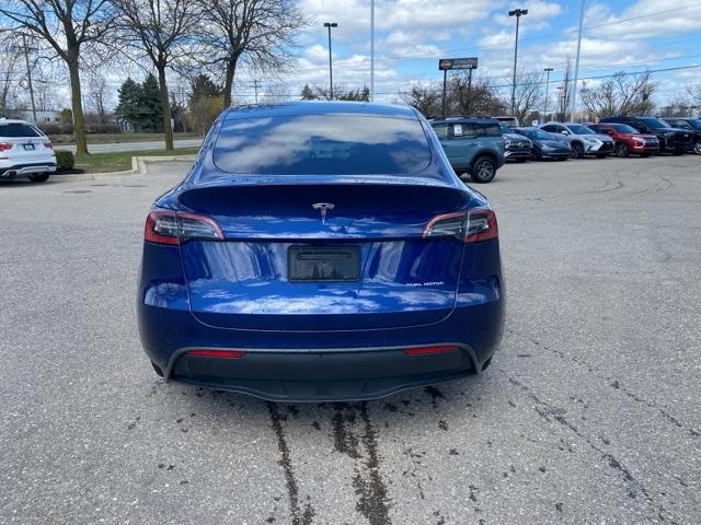 Thumbnail image of 2022 Tesla Model Y at LaFontaine Volvo Cars of Farmington Hills