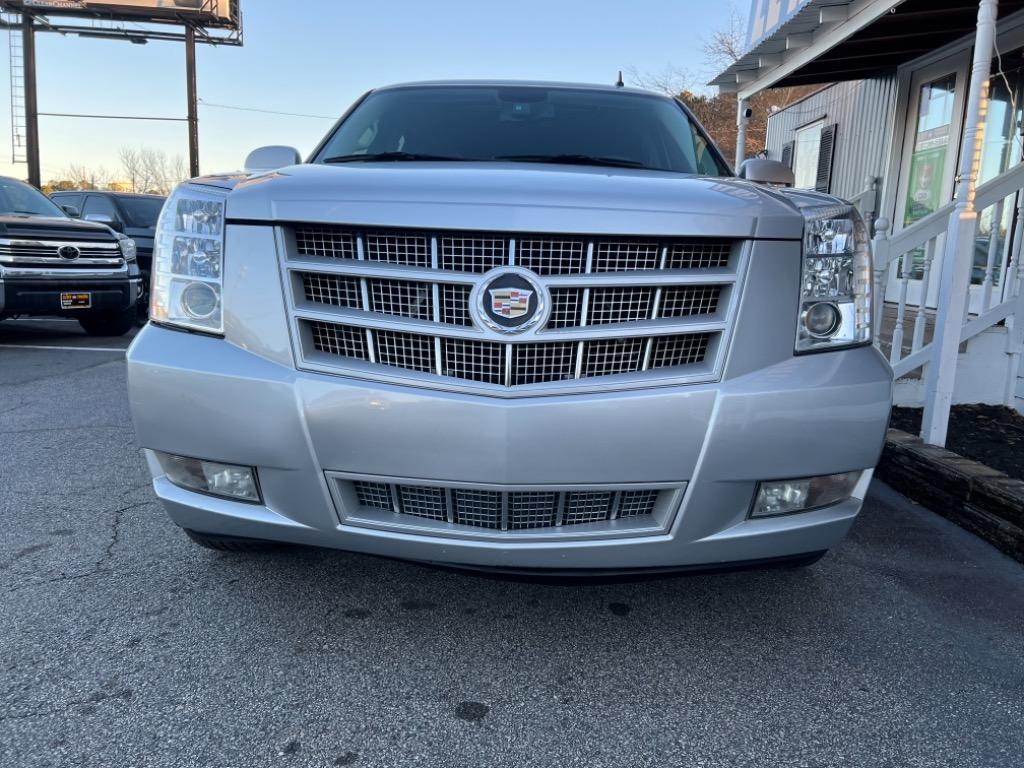 Thumbnail image of 2013 Cadillac Escalade at El Rey Trucks
