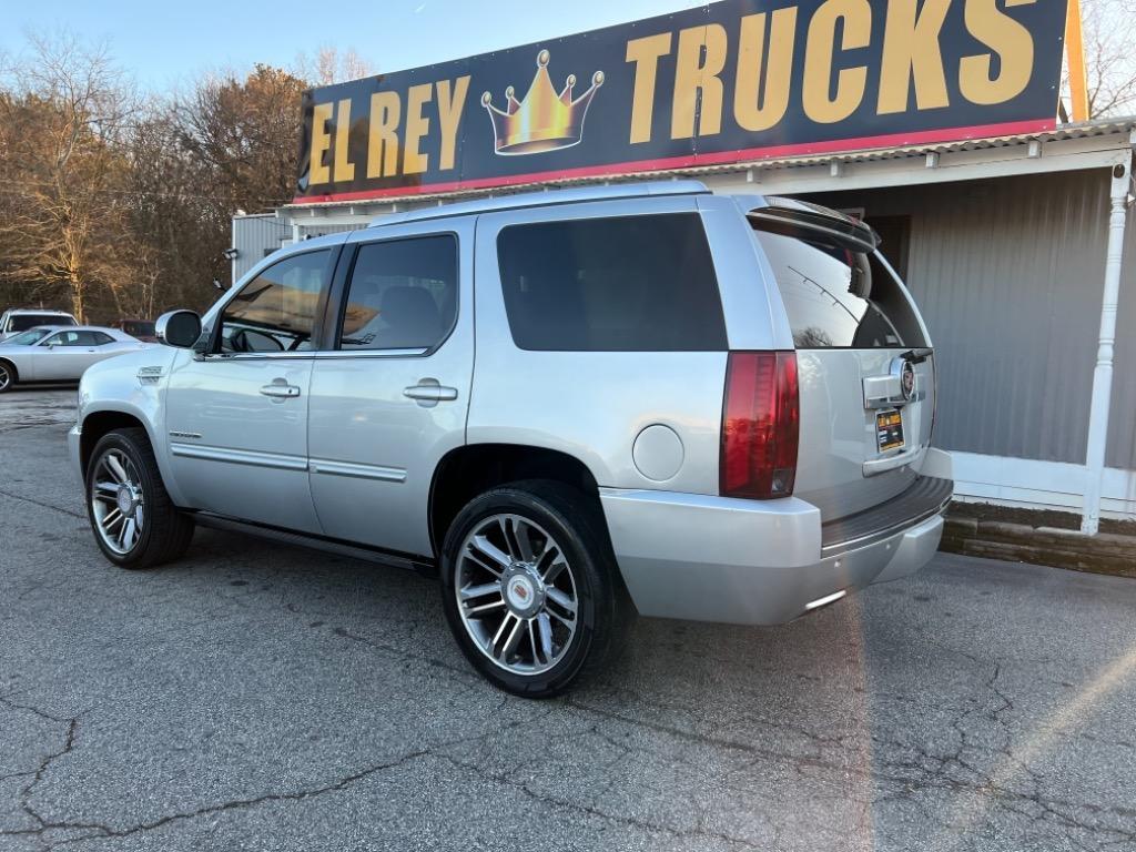 Thumbnail image of 2013 Cadillac Escalade at El Rey Trucks
