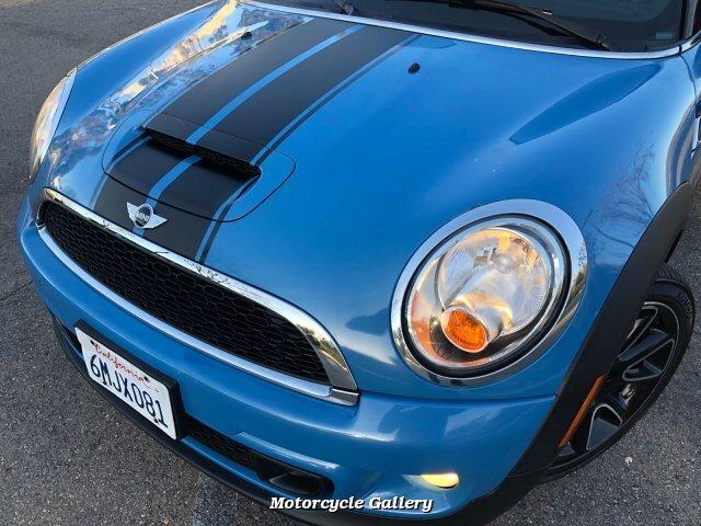 Thumbnail image of 2013 MINI Hardtop at Motorcycle Gallery