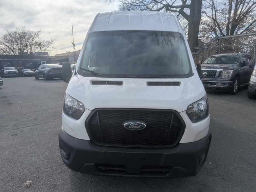 Thumbnail image of 2022 Ford Transit at Luxury of Queens