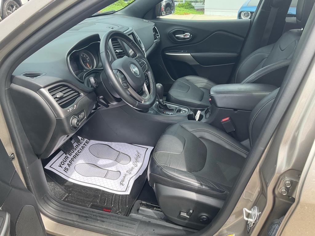 Thumbnail image of 2021 Jeep Cherokee at Laurel Valley Motors