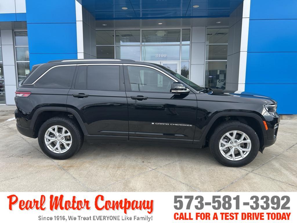 Thumbnail image of 2023 Jeep Grand Cherokee at Pearl Motor Company