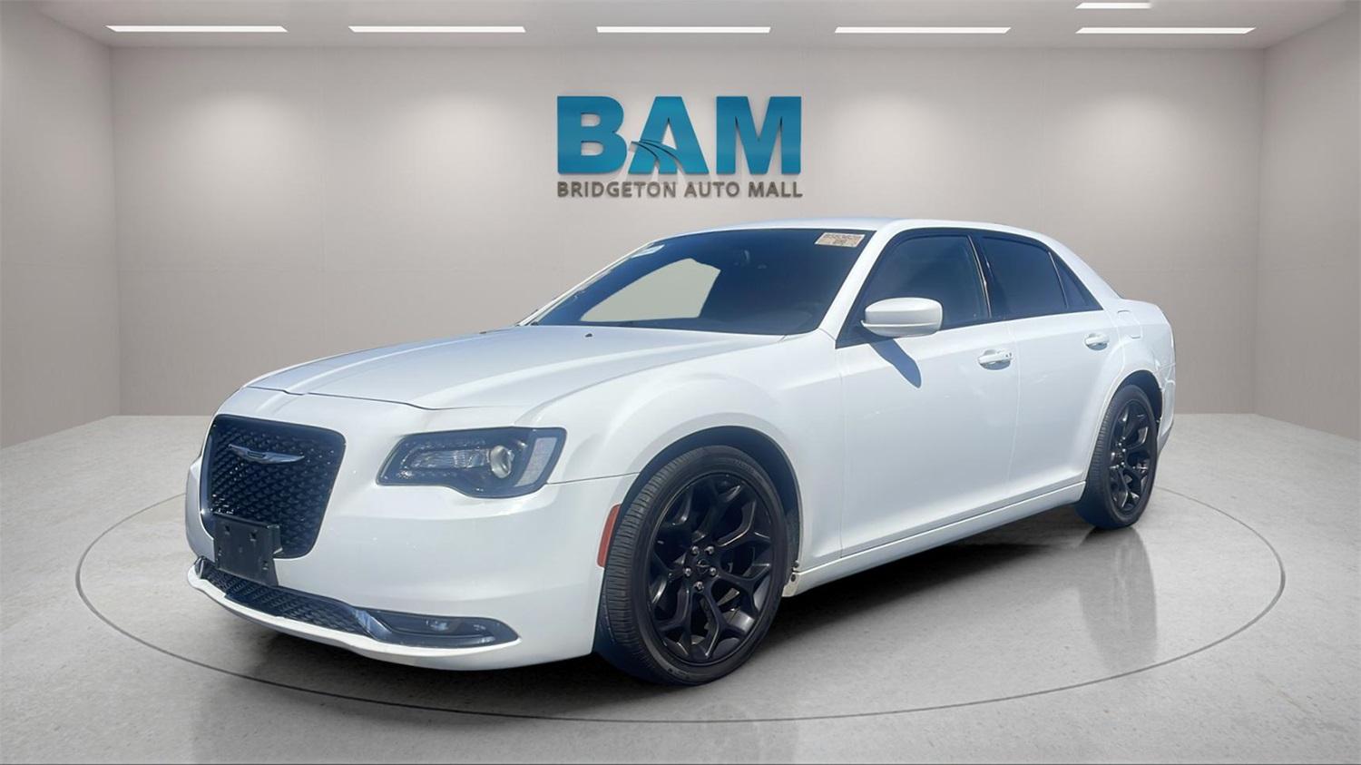 Thumbnail image of 2020 Chrysler 300 at Bridgeton Auto Mall