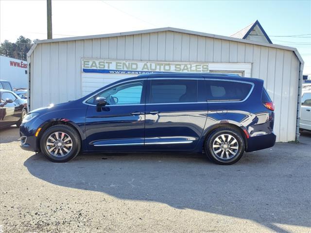 Thumbnail image of 2020 Chrysler Pacifica at East End Auto Sales