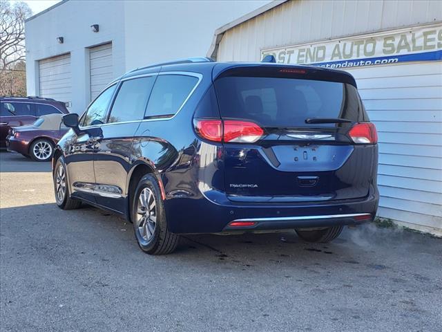 Thumbnail image of 2020 Chrysler Pacifica at East End Auto Sales