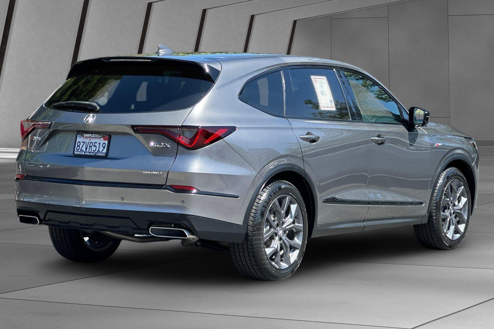 Thumbnail image of 2022 Acura MDX at Walnut Creek Toyota