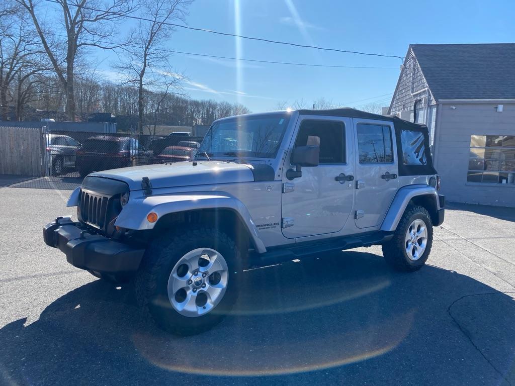 Thumbnail image of 2013 Jeep Wrangler Unlimited at LARIN AUTO SALES,  INC