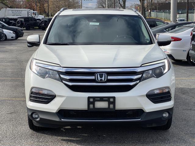 Thumbnail image of 2017 Honda Pilot at Ford of Smithtown