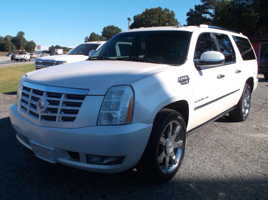 Thumbnail image of 2010 Cadillac Escalade ESV at Everybody’s Auto Sales, Inc.