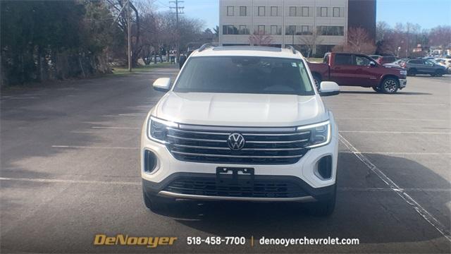 Thumbnail image of 2024 Volkswagen Atlas at Denooyer Chevrolet
