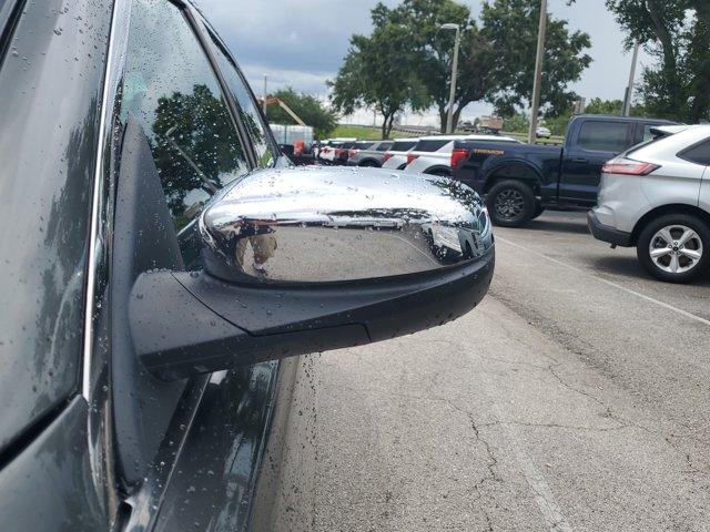 Thumbnail image of 2018 Ford Taurus at Brandon Ford Blue
