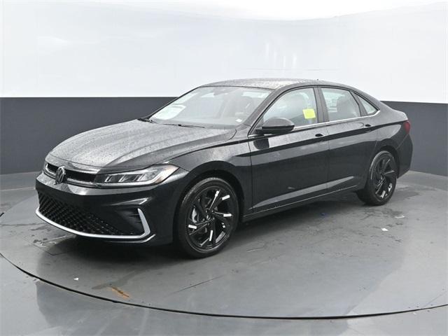 Thumbnail image of 2025 Volkswagen Jetta at Commonwealth Chevrolet Inc.