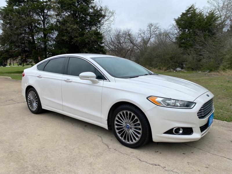 Thumbnail image of 2013 Ford Fusion at Easy Finance Auto Sales