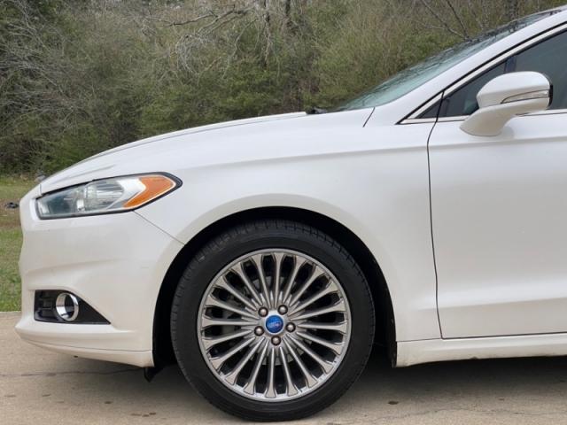 Thumbnail image of 2013 Ford Fusion at Easy Finance Auto Sales