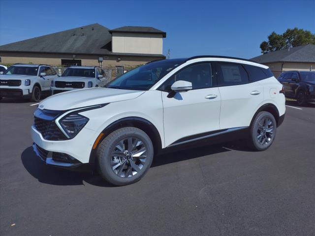 Thumbnail image of 2025 Kia Sportage Hybrid at Lou Fusz Kia Of Terra Haute