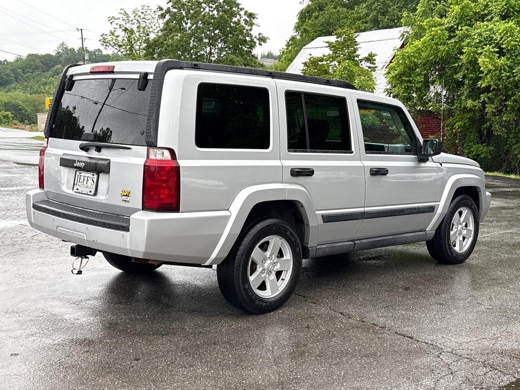 Thumbnail image of 2006 Jeep Commander at Jeff's Auto Sales, Llc