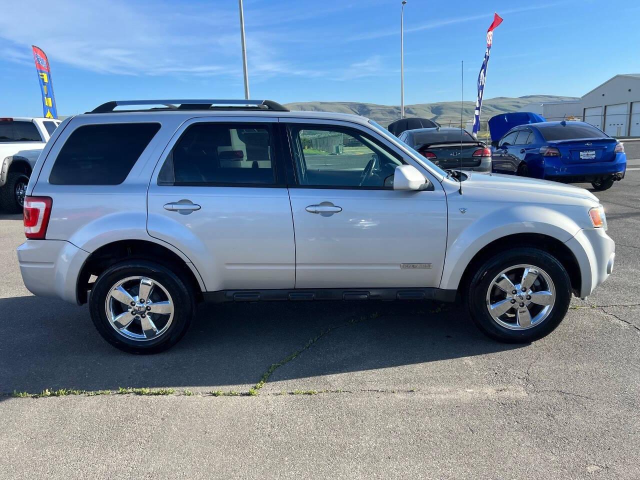 Thumbnail image of 2008 Ford Escape at Autostars Motorgroup