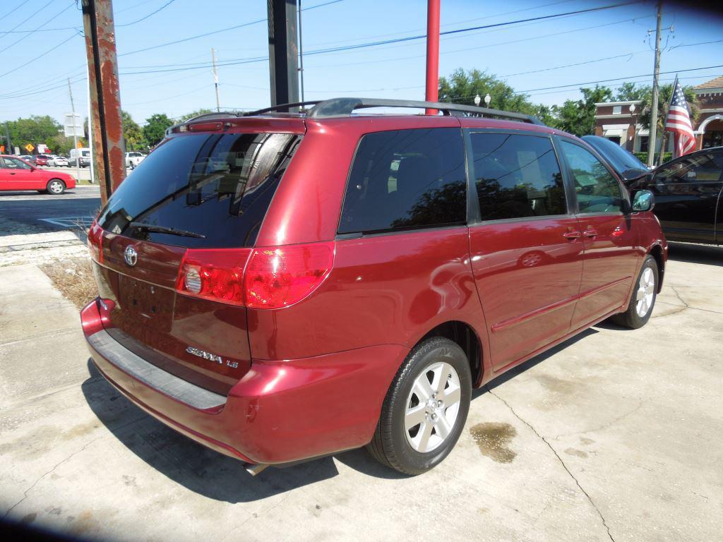 Thumbnail image of 2008 Toyota Sienna at Metro Motor Sales INC
