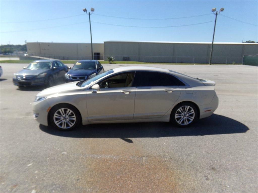 Thumbnail image of 2014 Lincoln MKZ at David’s Auto Sales Waycross