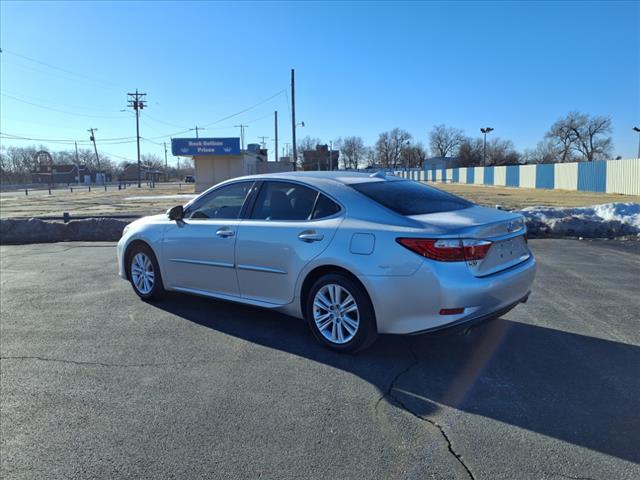 Thumbnail image of 2015 Lexus ES 350 at Credit King Auto Sales