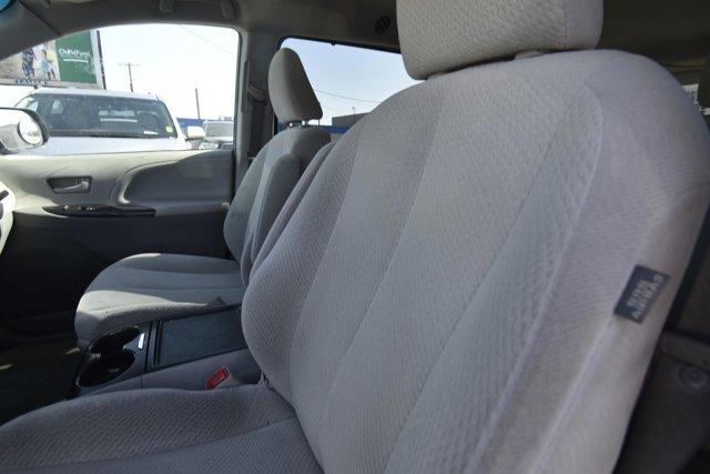 Thumbnail image of 2013 Toyota Sienna at Deluxe Auto Dealer - Used