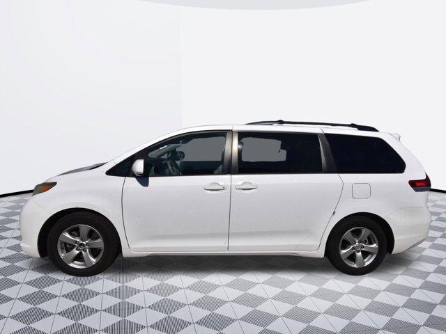 Thumbnail image of 2013 Toyota Sienna at Deluxe Auto Dealer - Used