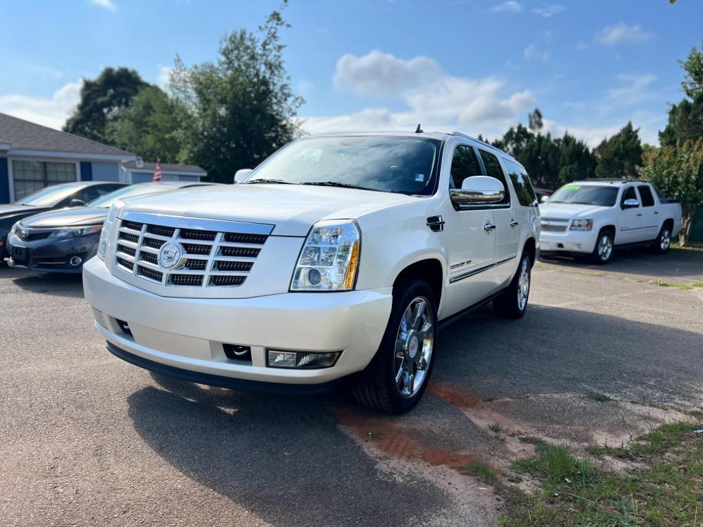 Thumbnail image of 2011 Cadillac Escalade ESV at Ridley Rides