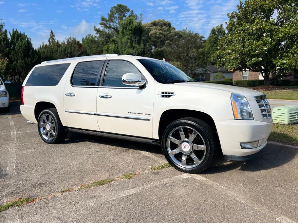 Thumbnail image of 2011 Cadillac Escalade ESV at Ridley Rides