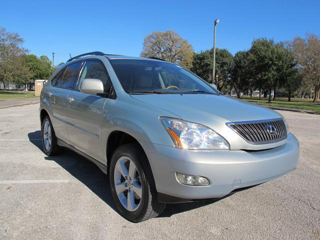 Thumbnail image of 2005 Lexus RX 330 at Drive Max